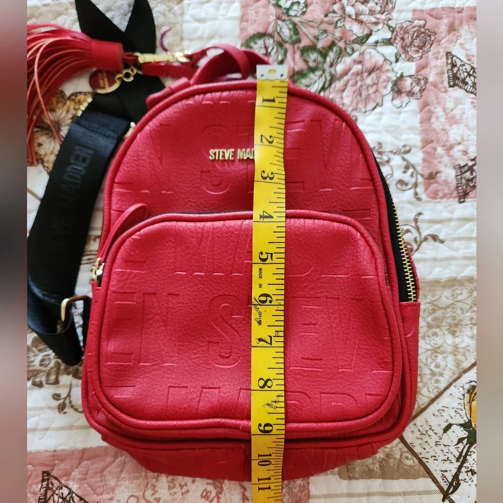 Steve Madden Women's Mini Backpack Shoulder Bag‎ Purse Zip Red Black Embossed